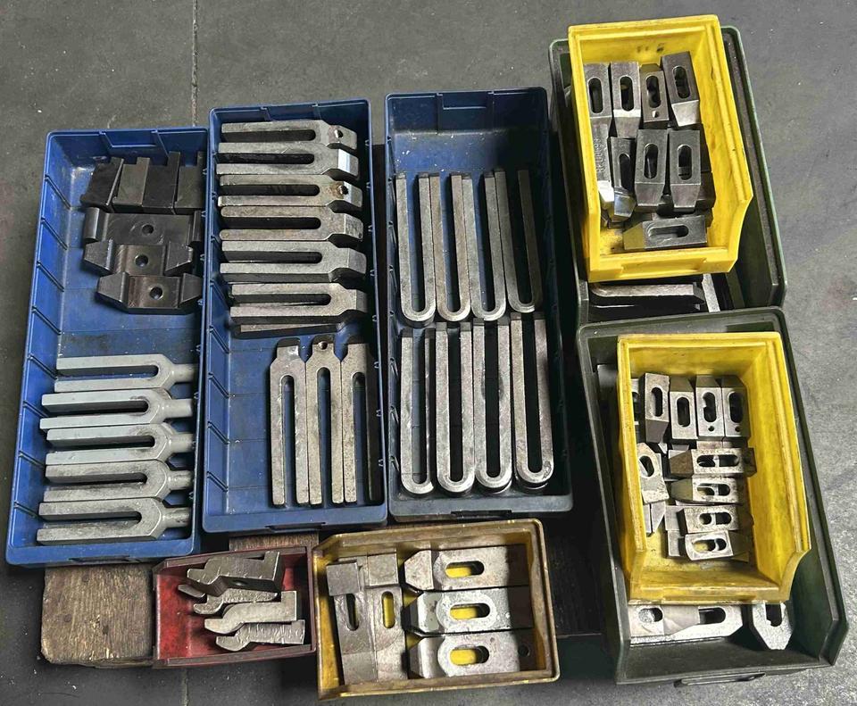 Spanneisen mit Schlitzbreite von 13-15 mm  – 130 Stück (Pack)