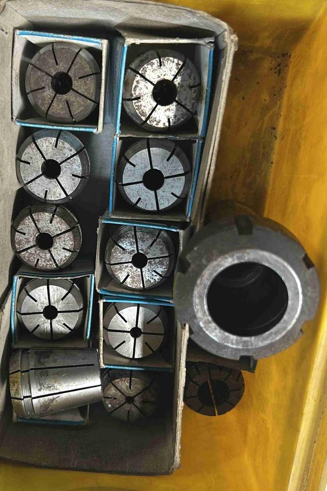 Spannzangenaufnahme Ø32 für Spannzangen ER32, 470E