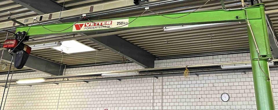 Säulenschwenkkran VETTER AS / Ausladung 4 m / 250 kg